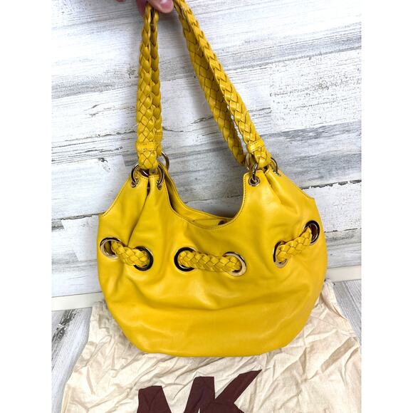 Michael Michael Kors Women’s Yellow Leather Braided Tassel Bucket Shoulder Bag - Picture 2 of 9